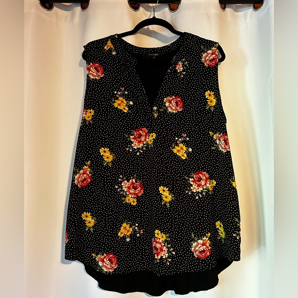 Papermoon Sleeveless Blouse